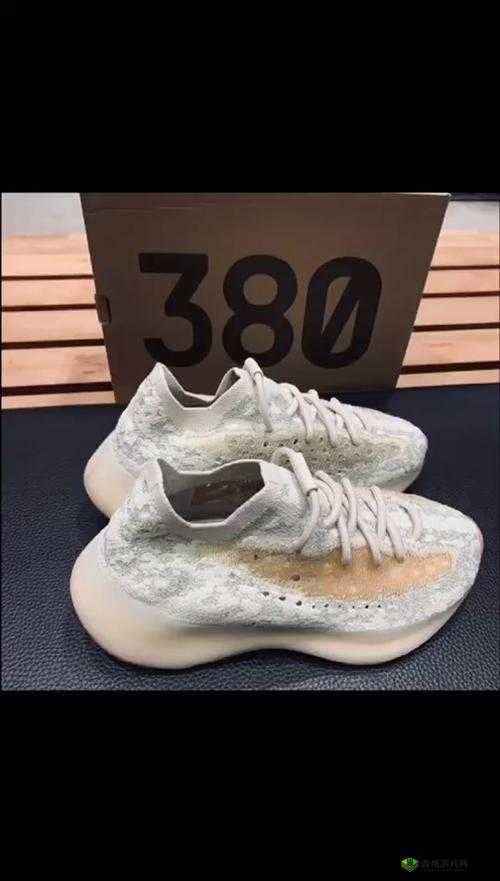 探索 Yeezy 380 蜜桃粉与白色无付费渠道全解析