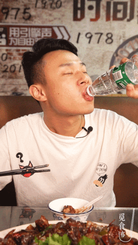 嘴巴吃鸡正确方式:用嘴吃鸡的正确示范