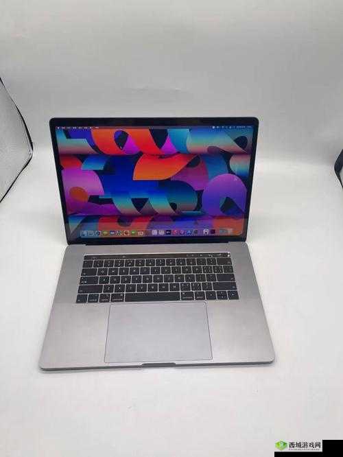 18 岁 MacbookPro 高清功能:惊艳你的视觉体验
