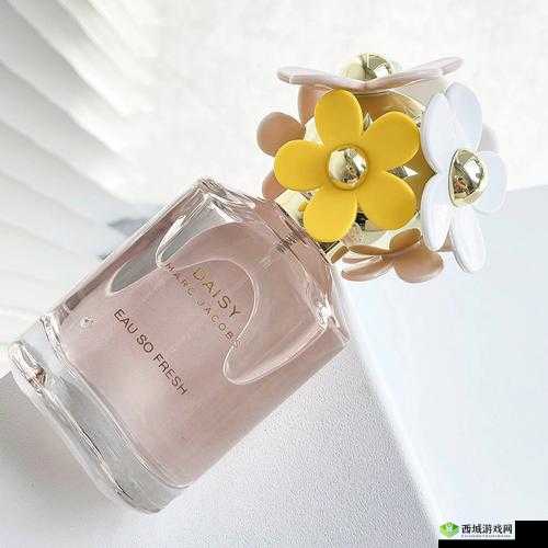 MarcJacobs 小雏菊:诠释时尚与优雅的经典香氛