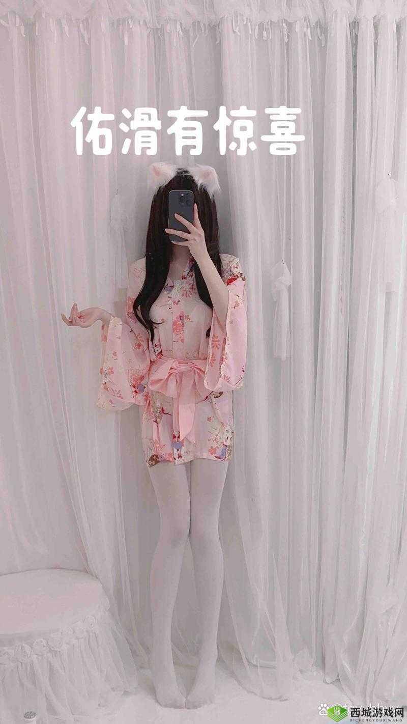 生物课上,白丝少女娇喘吁吁:这是一堂引人入胜的课程